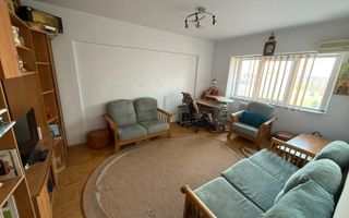SOCOLA - BLOC 1980 - ETAJ INTERMEDIAR - APARTAMENT CU 3 CAMERE 2 BAI - Poză 1