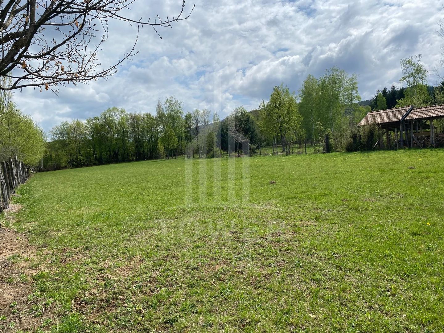 Teren intravilan 1200 mp – utilități la poartă, zonă exclusivistă Sibiel - Poză 3