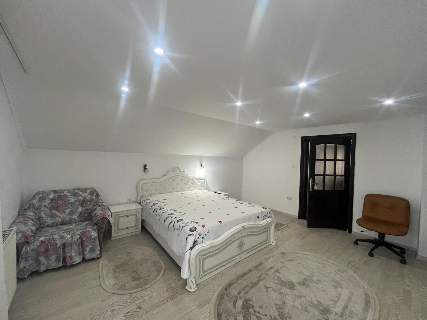 Casă spațioasă P+E+M | 43 ari teren | Mobilată & utilată | Iaslovăț - Poză 7