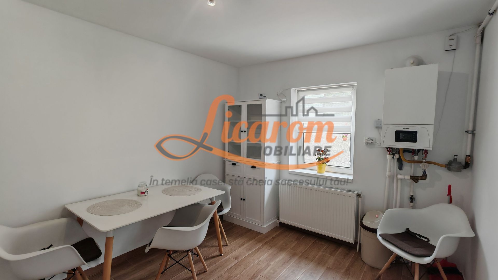 Casa 3 camere individuala SanpetrU,mobilata si utilata,128900 euro. - Poză 8