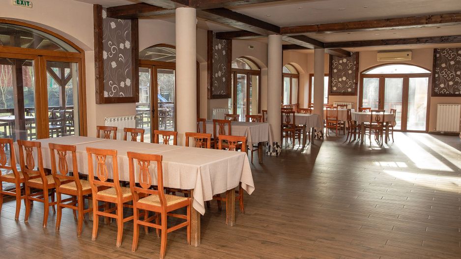 Pensiune, teren 4.460 mp, Hidișelul de Jos, Bihor. 685.000 Euro (neg). - Poză 13