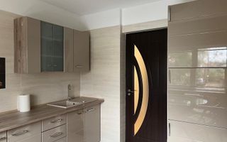 Apartament 3 camere | Piata Victoriei | Prima închiriere | Centrala proprie - Poză 3