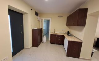 SAD cu locuri de parcare in fata casei - Poză 12