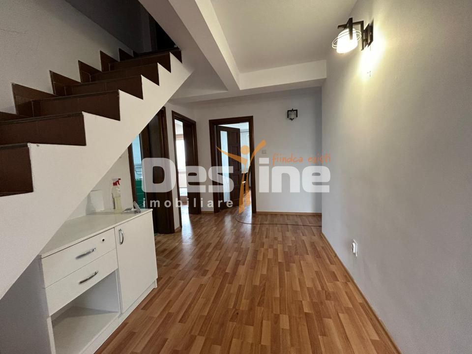 Vila pretabila Pensiune/Cresa/Azil  Fermelor 300mp 415.000€ - Poză 21