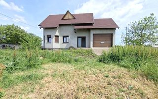 Casă tip vilă cu teren 2426 mp în Matca – oportunitate la 115.000 € - Poză 1