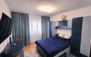 Apartament 4 camere, 90 mp, 2 băi, 2 balcoane, loc parcare+ boxa - Poză 2