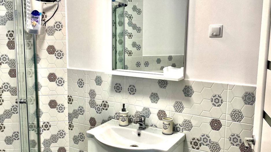 Casa de inchiriat central - Poză 10