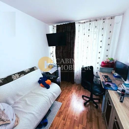 3 camere semidecomandat-mobilat/utilat-Zona Zimbru - Poză 4