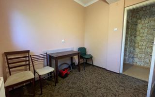 Birou sau locuință! 3 camere decomandate, zona semicentrala! - Poză 6