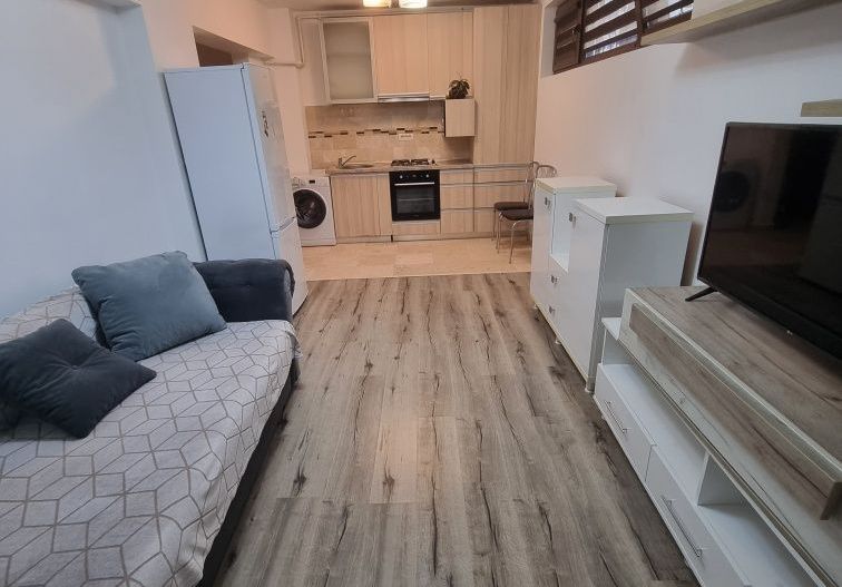 Apartament de inchiriat  2 camere zona Mall Vitan - Poză 5