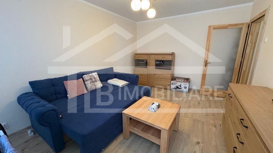 Apartament cu 3 camere, 70 mp, decomandat, Zona UMFST - Poză 1