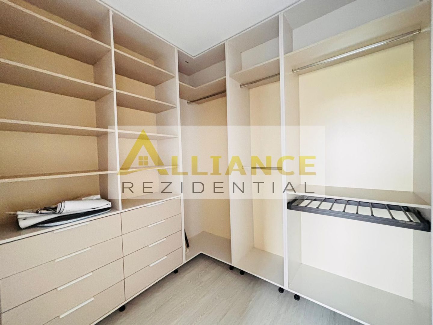 CASĂ MODERNĂ, COMPLET MOBILATĂ – 4 CAMERE |135 MP UTILI | 365 MP TEREN - Poză 10