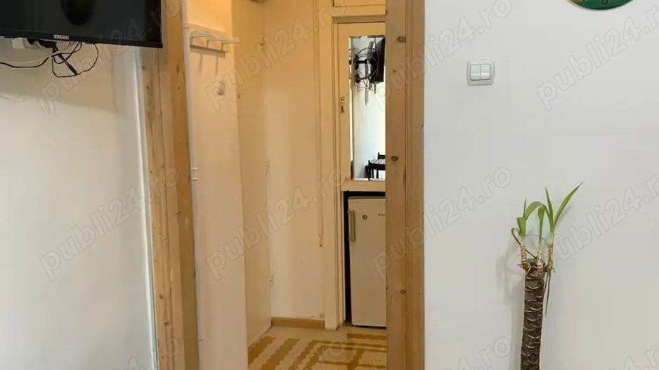 De vanzare Garsoniera Armenească - fara risc seismic, bloc reabilitat - Poză 6