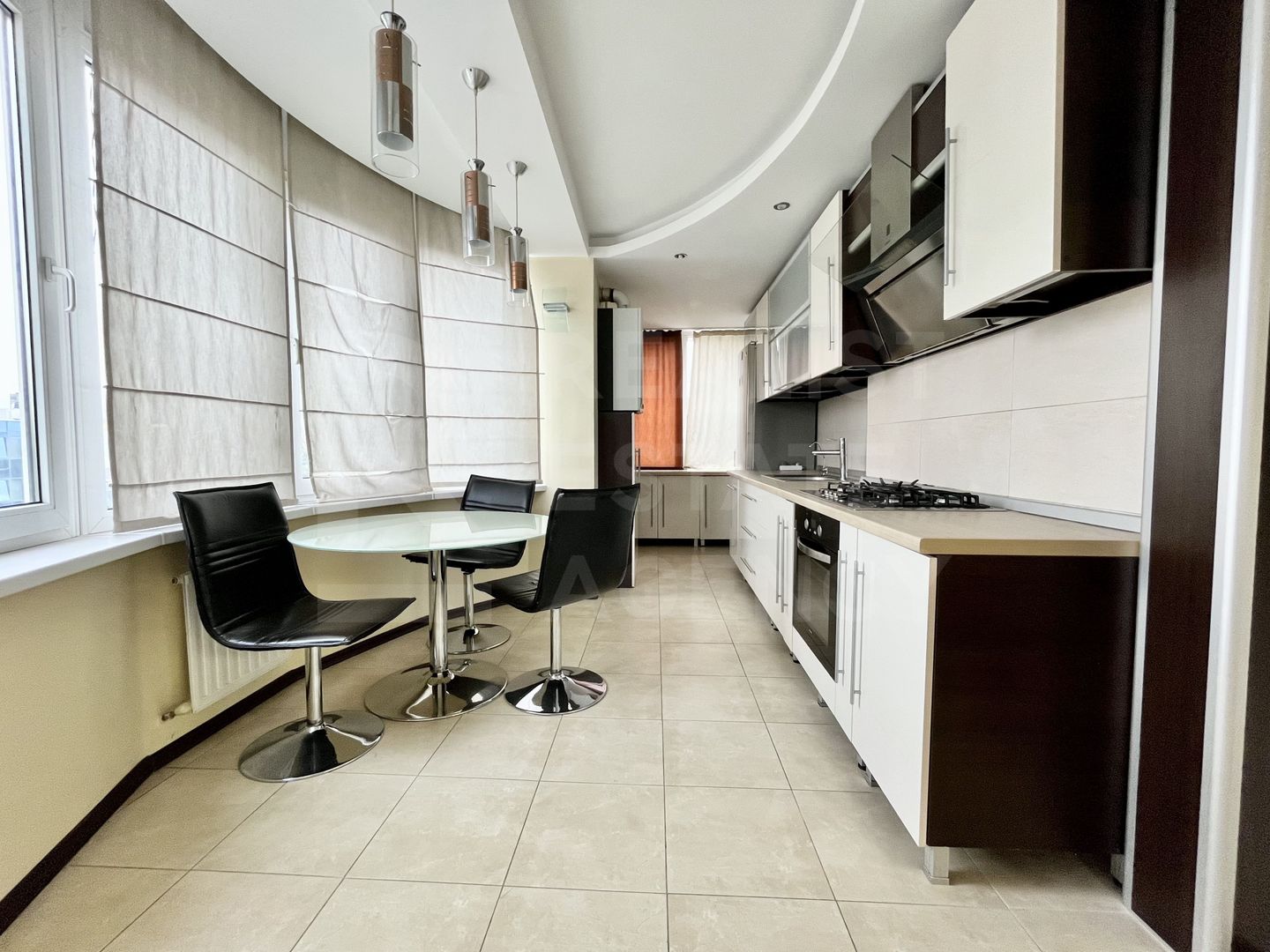 Chirie, apartament, 4 camere, str. Vasile Alecsandri, Centru - Poză 4