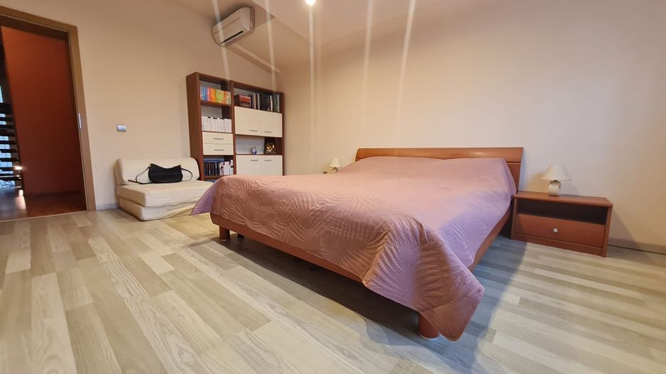 Vila individuala,la 10 min de Piața Victoriei! - Poză 33