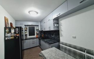 Apartament 3 camere, decomandat, mobilat și utilat complet - Poză 7
