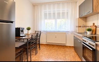 Apartament 3 camere, Rogerius, Etaj intermediar - Poză 4