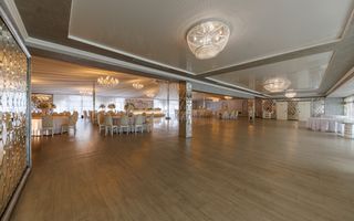 Complex HoReCa functional – 13.000 mp, venituri active, 15 km Timisoara - Poză 3