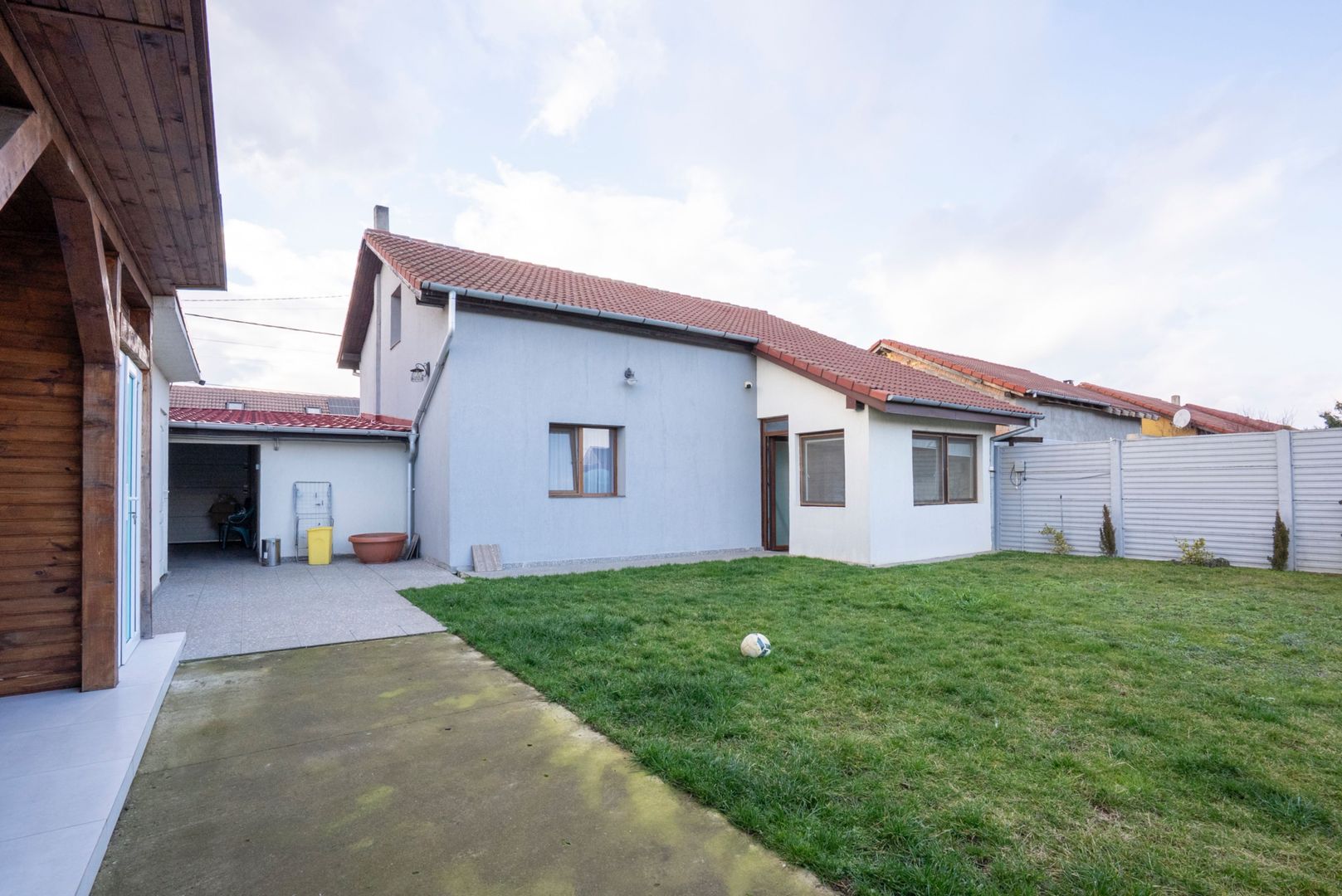 Casa in Nojorid cu 3 dormitoare 2 bai - Poză 18