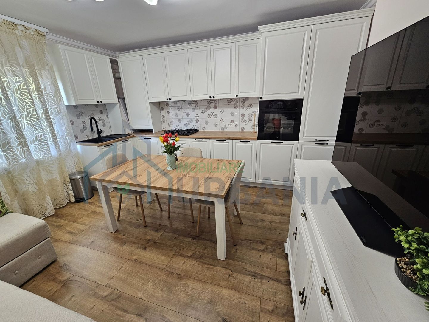 Apartament 2 camere renovat, Târgu Frumos, Strada Măicuța - Poză 2