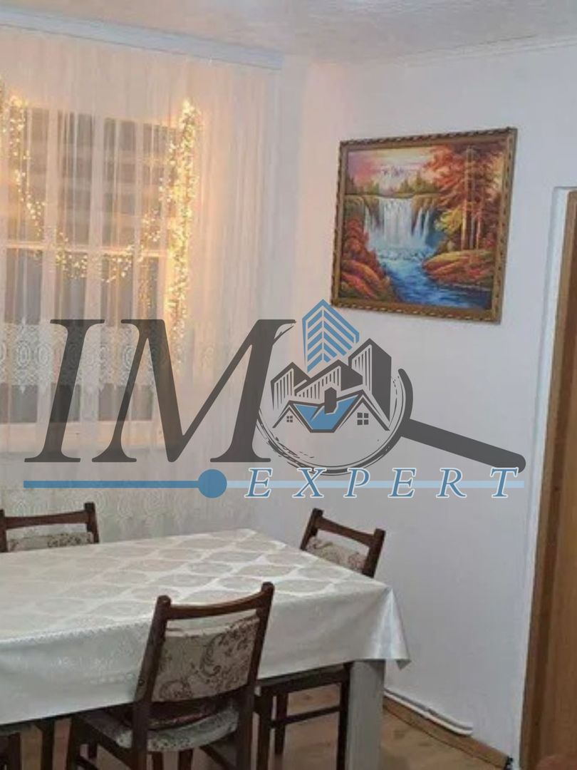 Apartament 2 camere zona Cetate etaj 2 - Poză 2