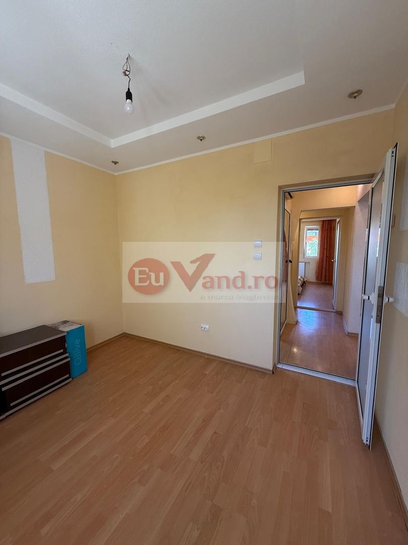Apartament decomandat - 3 Camere - Mazepa 1 - 74.900 Euro - Poză 8