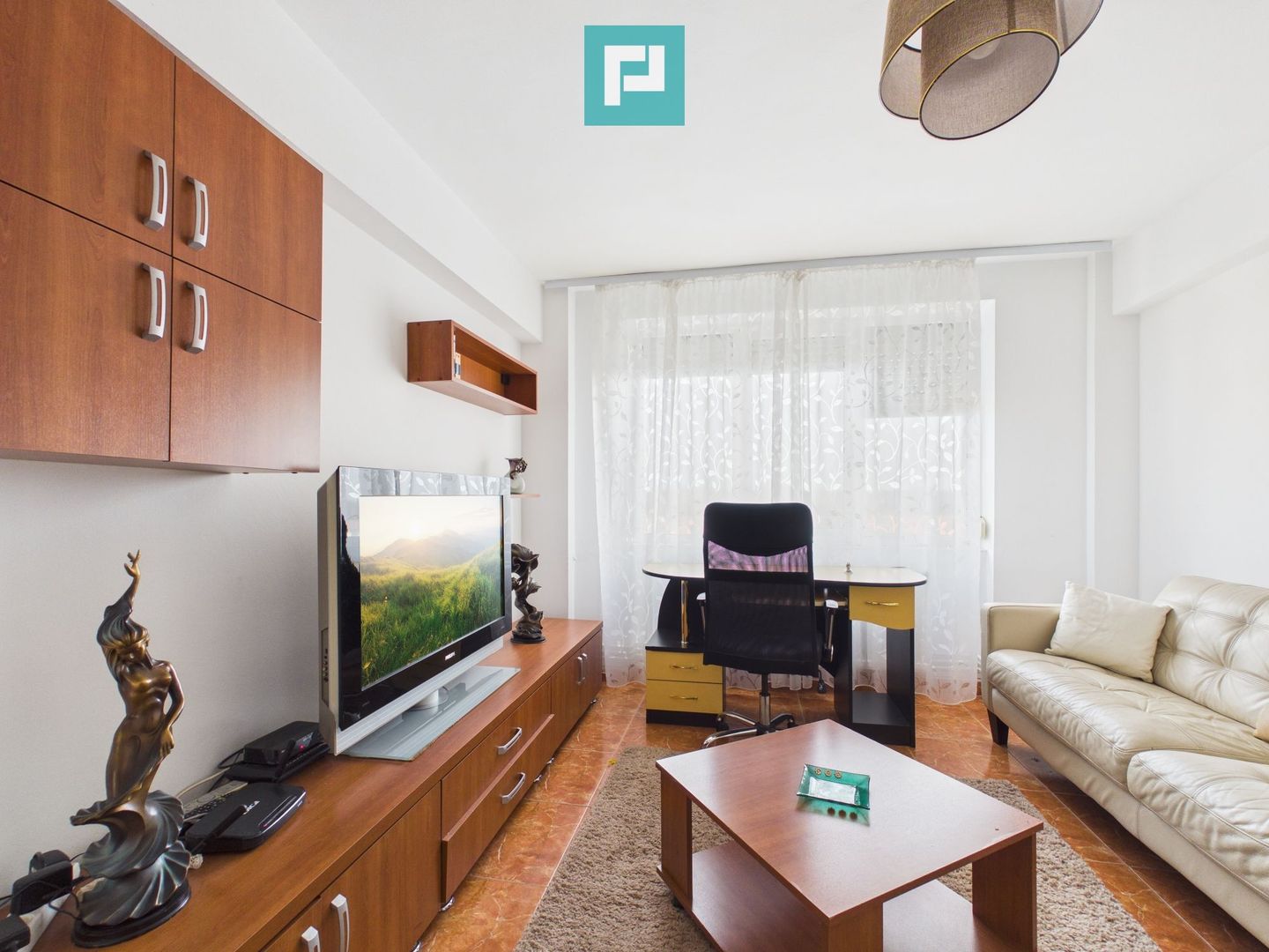 Apartament boem și spațios 90mp - Blv. Revoluției - Poză 2