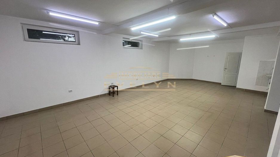 Spatiu comercial de inchiriat, zona Bucovina ( ANL ),  pret 400 euro - Poză 2