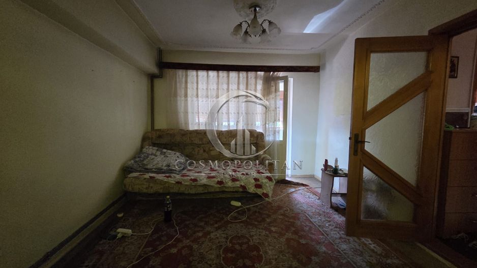 Apartament deosebit cu scara interioara si 4 camere ~ pozitie centrala - Poză 12