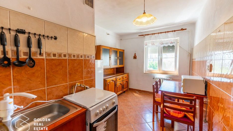 Apartament  2 camere,  semidecomandat, zona Lebada- Vlaicu, comision 0% - Poză 1