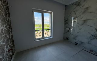 Casa cu 5 camere , 3 bai si garaj in Dumbravita - Poză 14