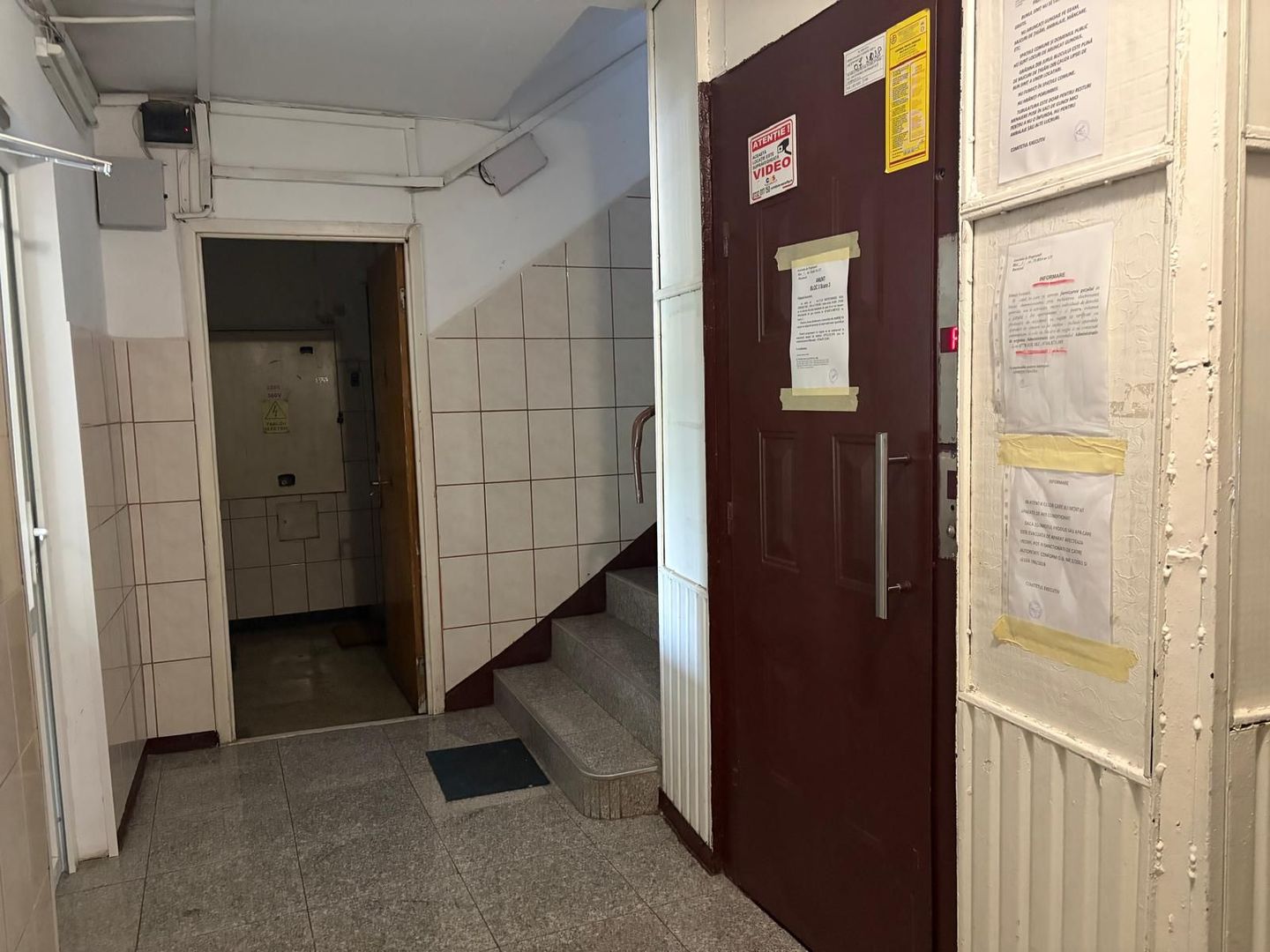 Apartament cu doua camere decomandat, Turda - Poză 11