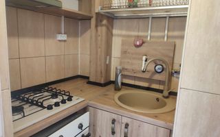 Semicentral,ap 1 cam mob 250 eu - Poză 4