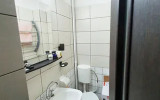 Apartament cu 3 camere, decomandat, zona Vest - Poză 13