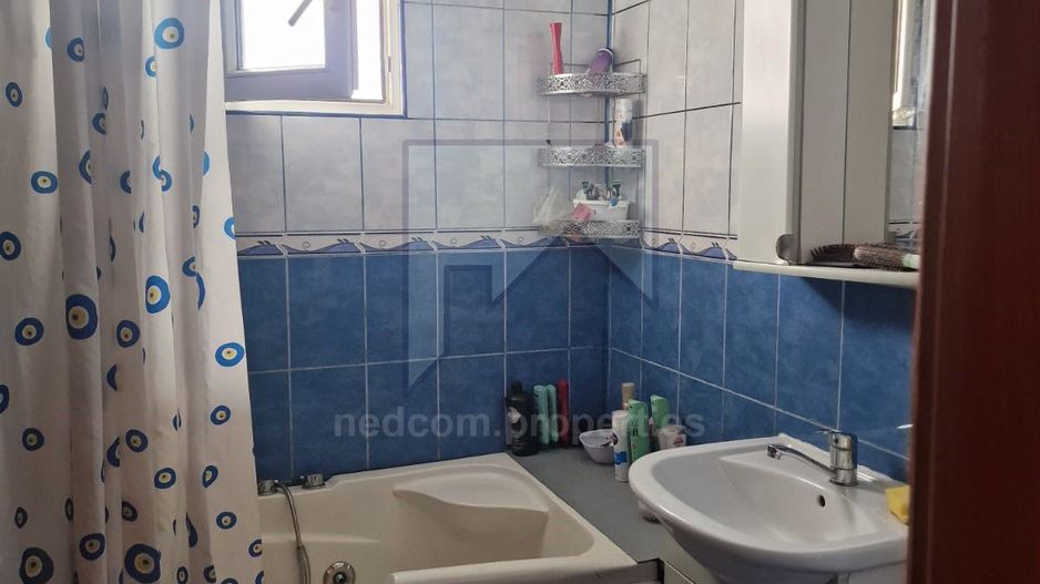 Vanzare apartament 4 camere - Dumbrava Noua - Poză 9