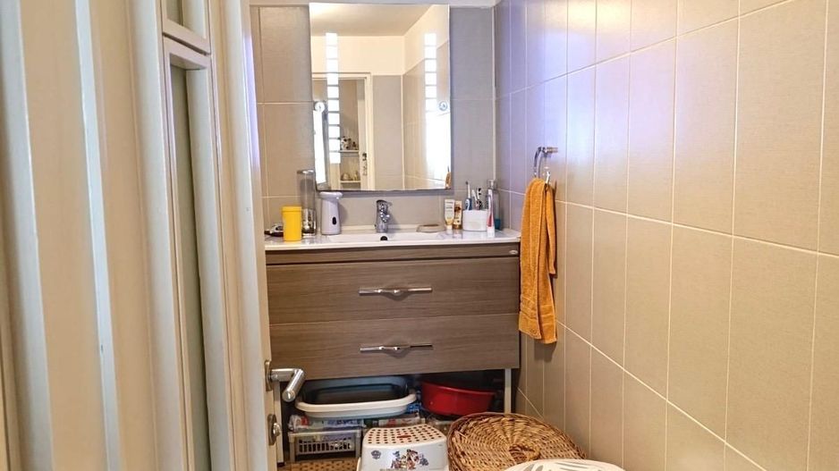 Casa individuala spatioasa si teren mare, pozitie excelenta, Sacalaz - Poză 11