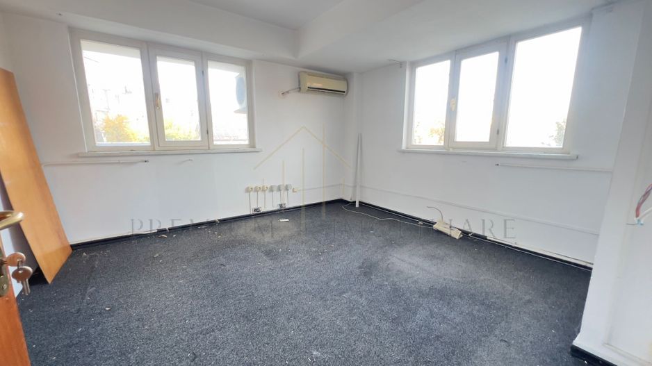 CLADIRE DE BIROURI - Poză 5