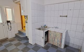 Tineretului, Dimitrie Cantemir, casa 2 camere, curte, 350 m de metrou - Poză 8