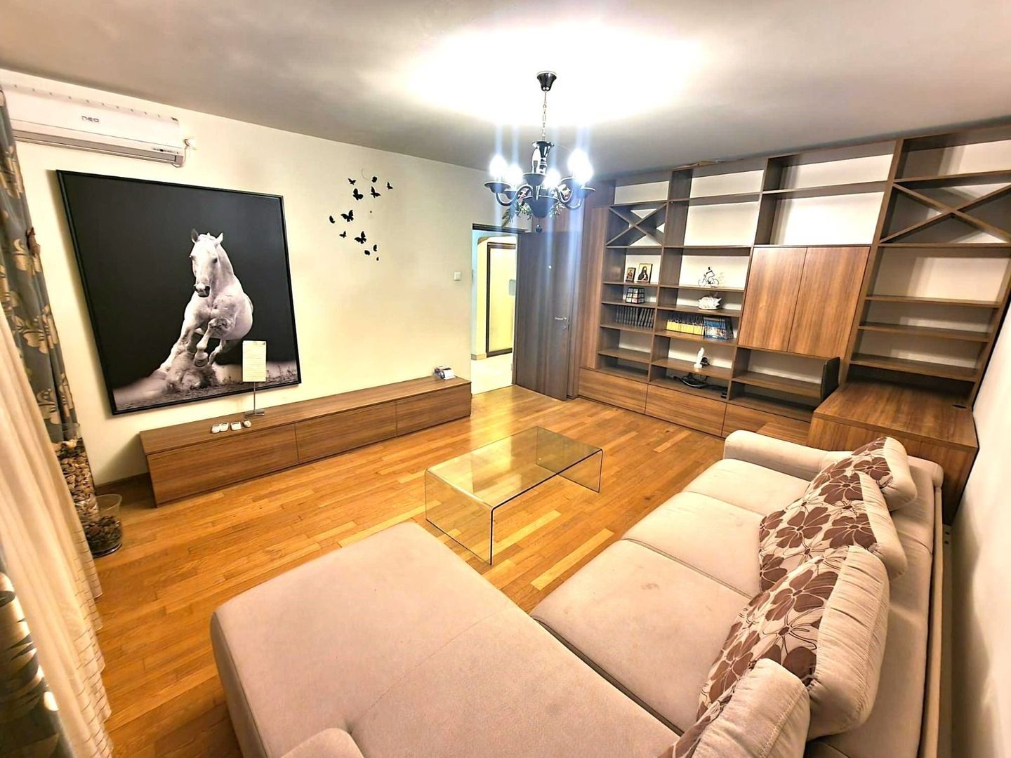 Închiriez apartament 3 camere, Parcul Sebastian, centrala + parcare - Poză 2