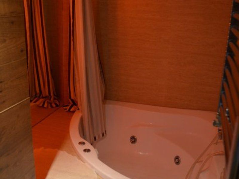 2 Camere tip studio Unirii in vila, 1/1, mobilat si utilat, intim - Poză 17