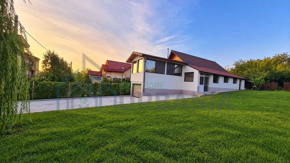 Spațiu de închiriat cu curte de 1500 mp în Păcurari - Rediu, zona Complex EOS - Poză 1