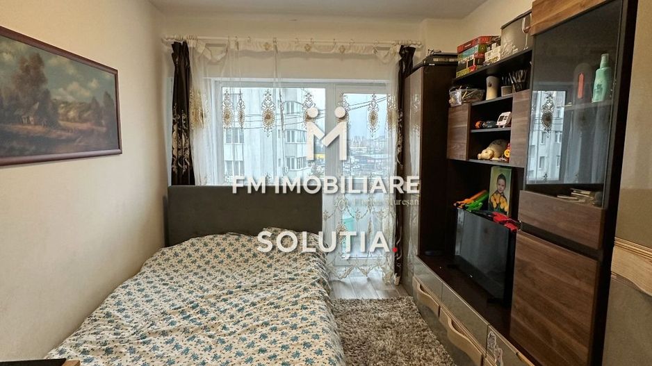 Apartament 3 camere, modern, etaj 4-bloc cu lift - Poză 2