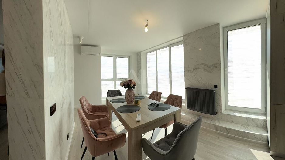 Eleganță și confort – 2 camere cu terasă panoramică în Grigorescu. - Poză 2