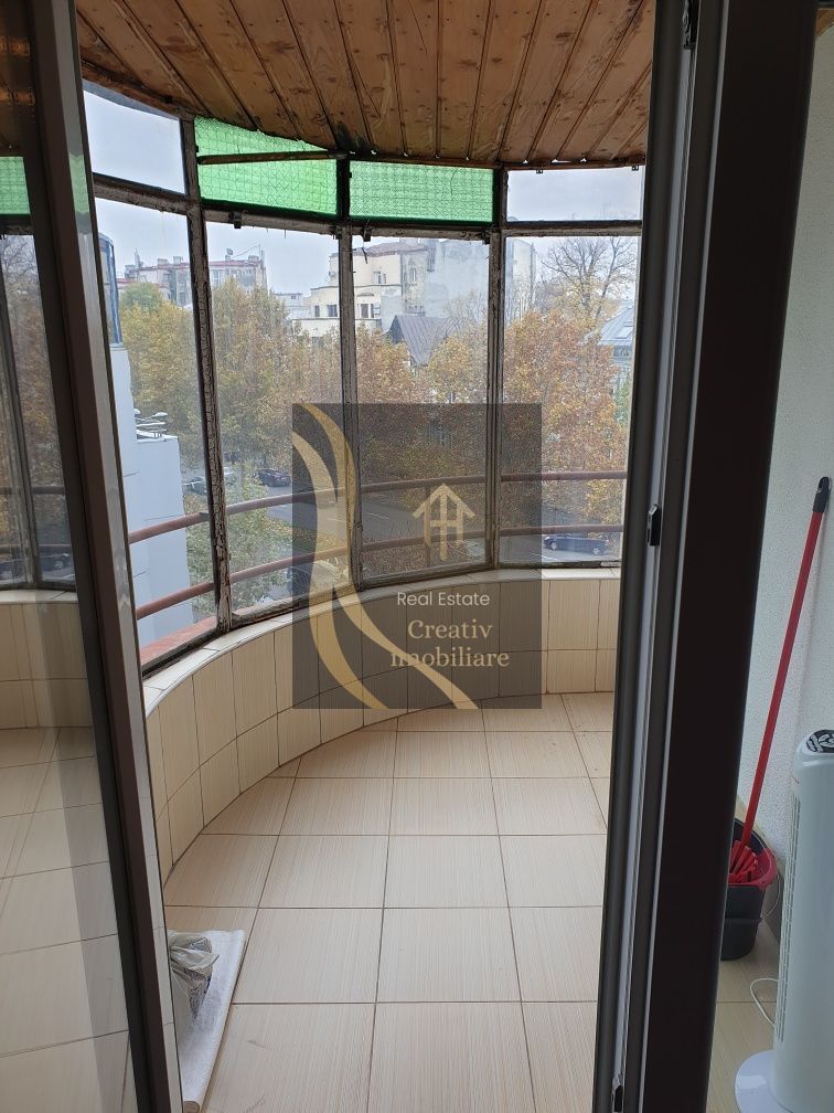 De vanzare apartament 2 camere - Poză 3