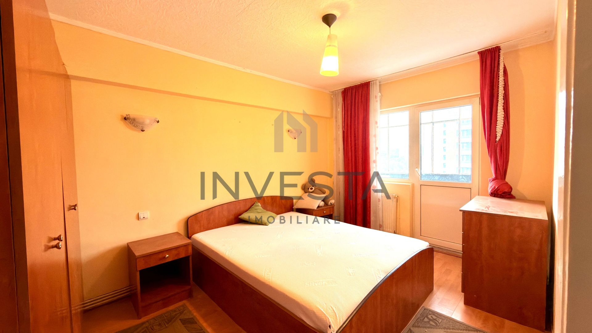 Apartament 3 Camere in Cartierul Intre Lacuri cu Vedere spre Lac - Poză 1