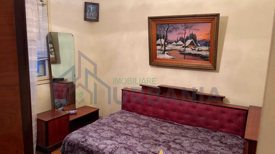 De vanzare apartament 3 camere Tatarasi - Poză 2