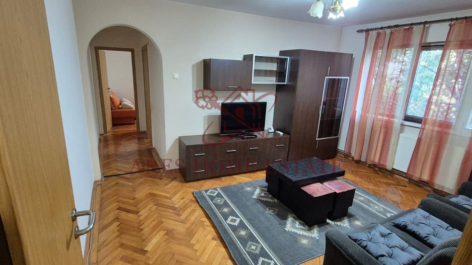 Apartament 3 camere de închiriat | Complex Studențesc - Olimpia - Poză 2
