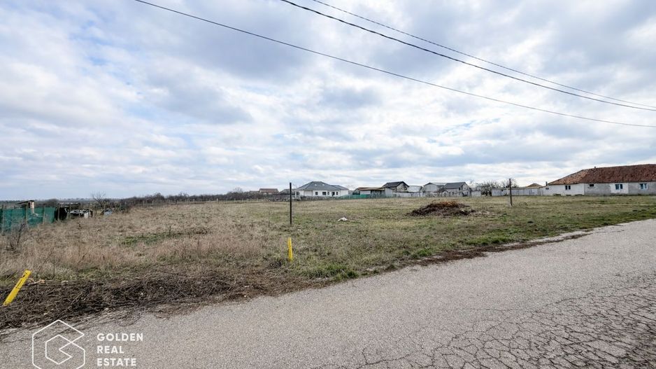 Teren intravilan in Alunis, comuna Fântânele, 1.349 mp - Poză 1