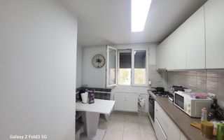 Apartament 3 camere decomandat Trapezului - Poză 9