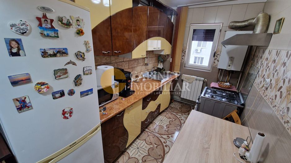 3 Camere Semidecomndat- Mobilat si Utilat- zona Zimbru - Poză 6